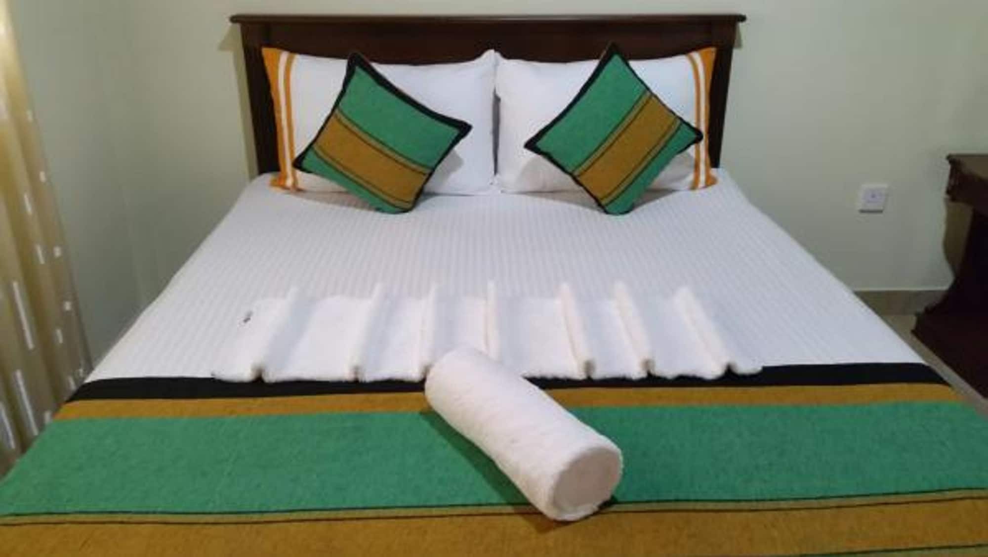 Sanasuma Rest Hotel Анурадхапура Екстериор снимка